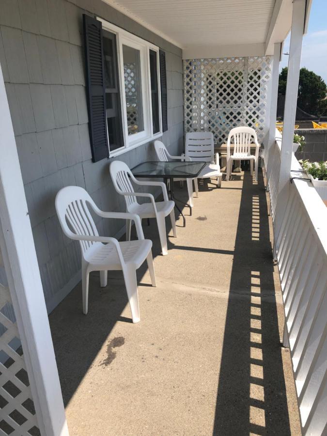 Sandpiper Beachfront Motel 올드 오차드 비치 외부 사진