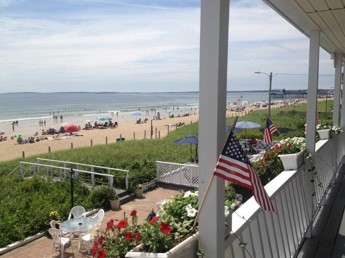 Sandpiper Beachfront Motel 올드 오차드 비치 외부 사진