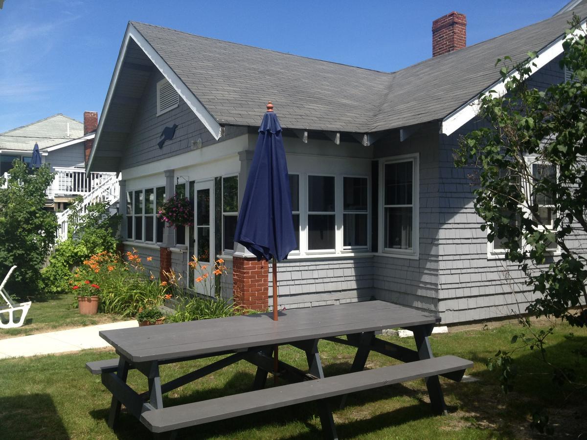 Sandpiper Beachfront Motel 올드 오차드 비치 외부 사진
